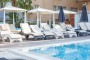Шезлонг пластиковый с матрасом Siesta Contract GS 1009 (Fiji) белый/слоновая кость фото