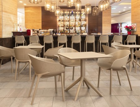 Стол пластиковый Siesta Contract Sky Table 80 фото