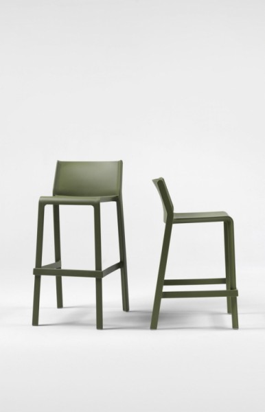 Стул пластиковый полубарный Nardi Trill Stool Mini, агава фото Стул пластиковый полубарный Nardi Trill Stool Mini, агава фото